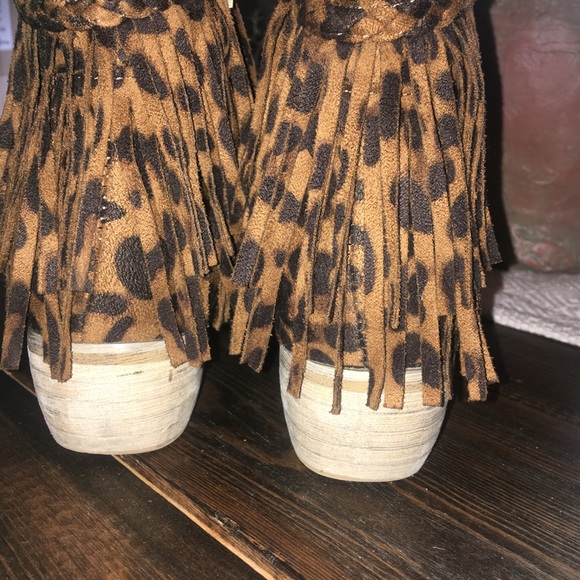Suede leopard fringe booties - Picture 3 of 7
